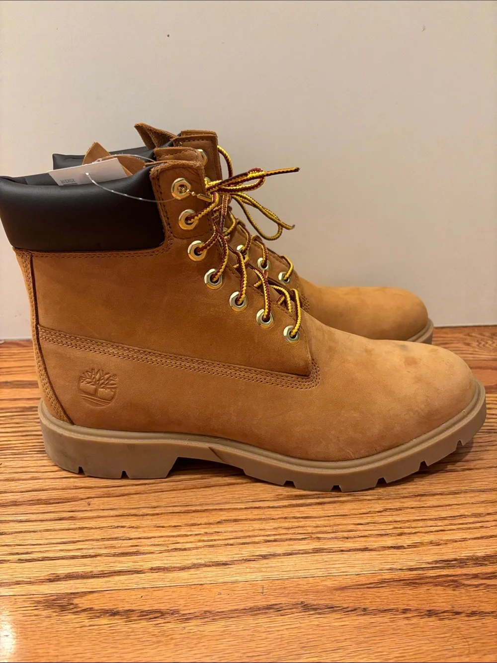 Timberland 6-Inch Waterproof Boots – Men’s Size 11– New